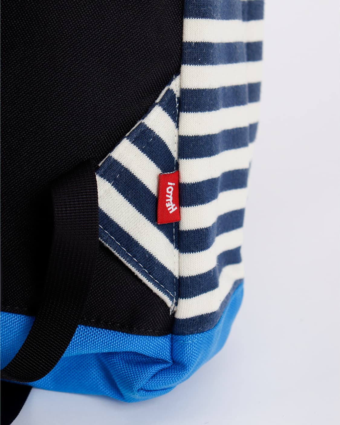 [CHUMS] 스트라이프 스웻 × 코듀라 배색 백팩 상품이미지7