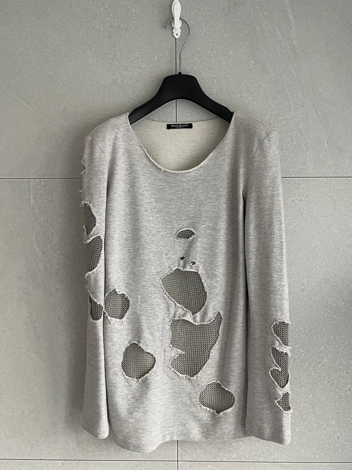 발망 10ss 체인 탑 롱슬리브 상품이미지1