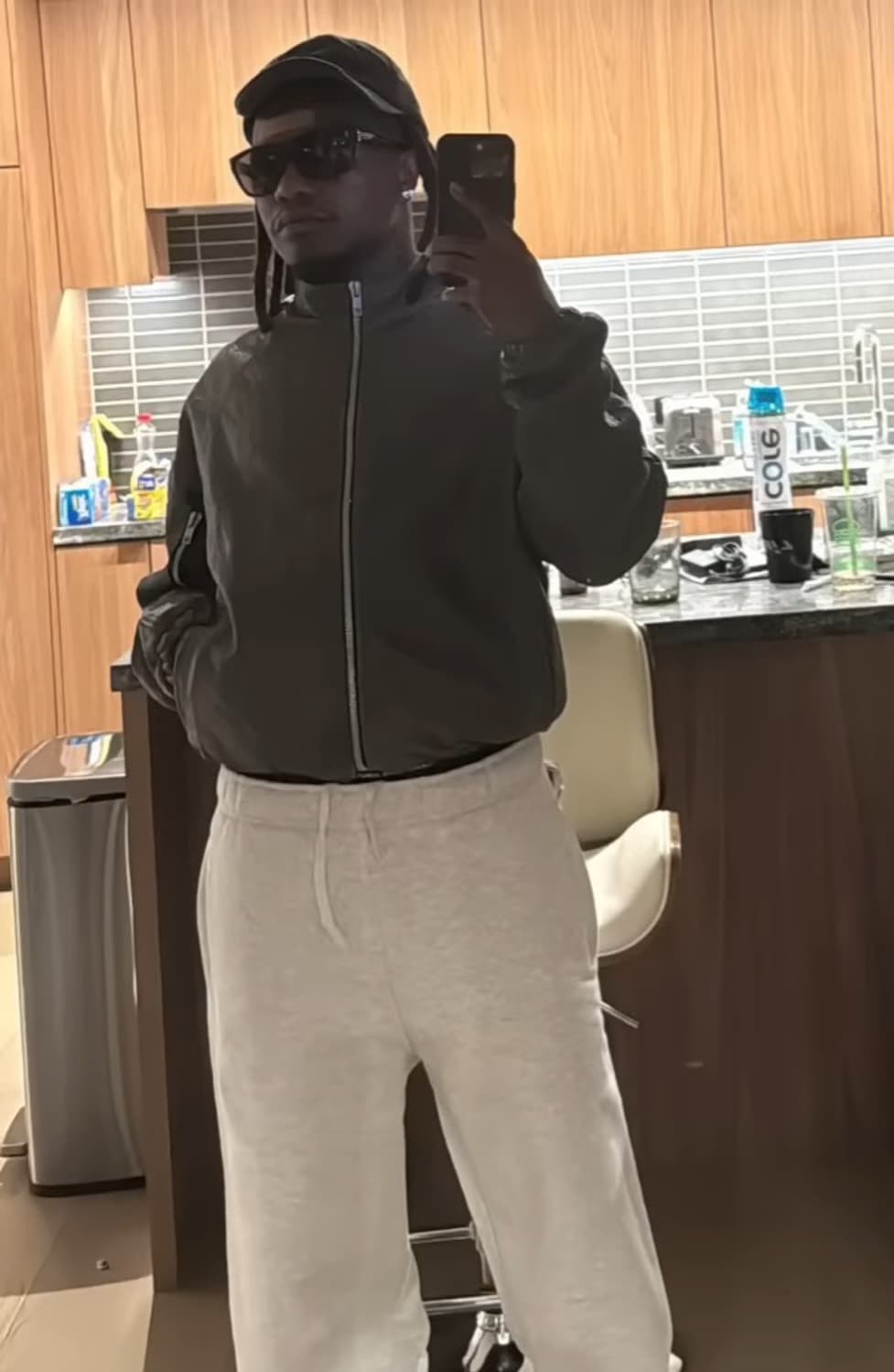 스투시 워크기어 스웻팬츠 이안코너착 상품이미지1