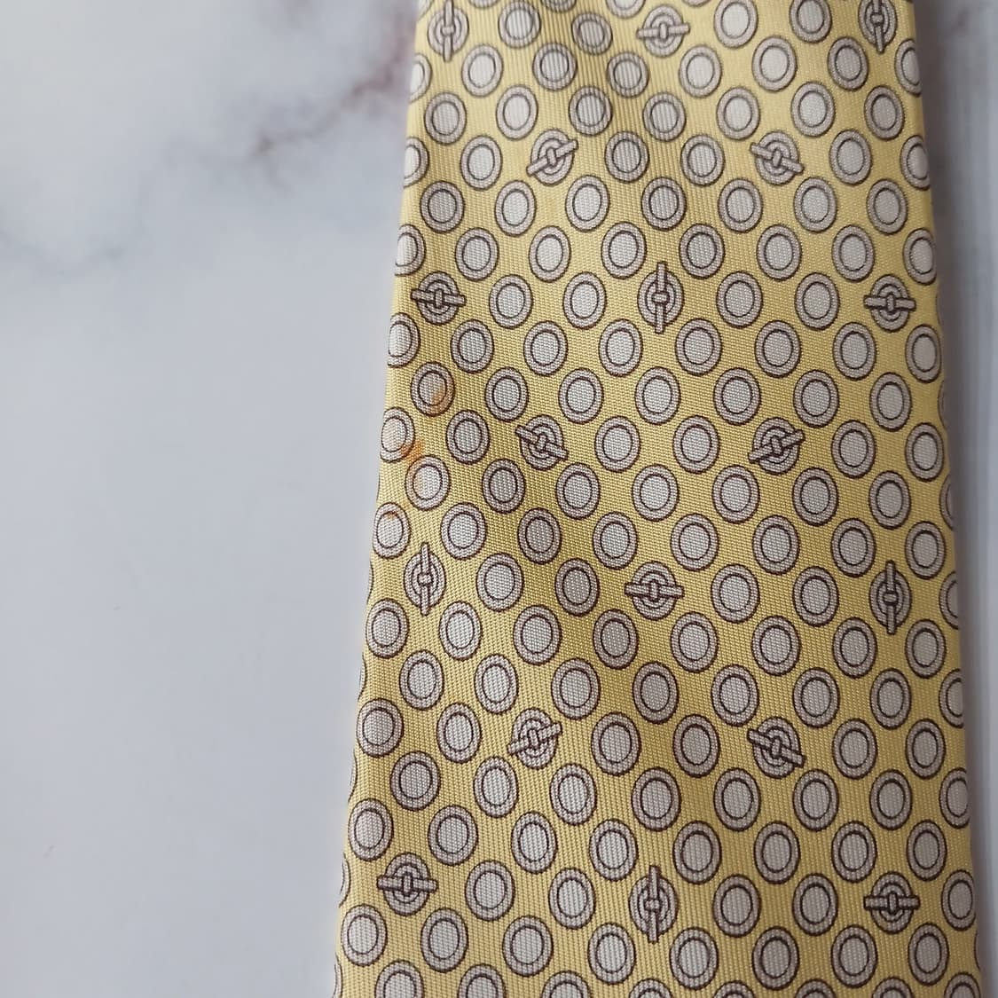 에르메스 실크 옐로우 서클 패턴 넥타이 9.6cm B등급 A19136
 상품이미지8