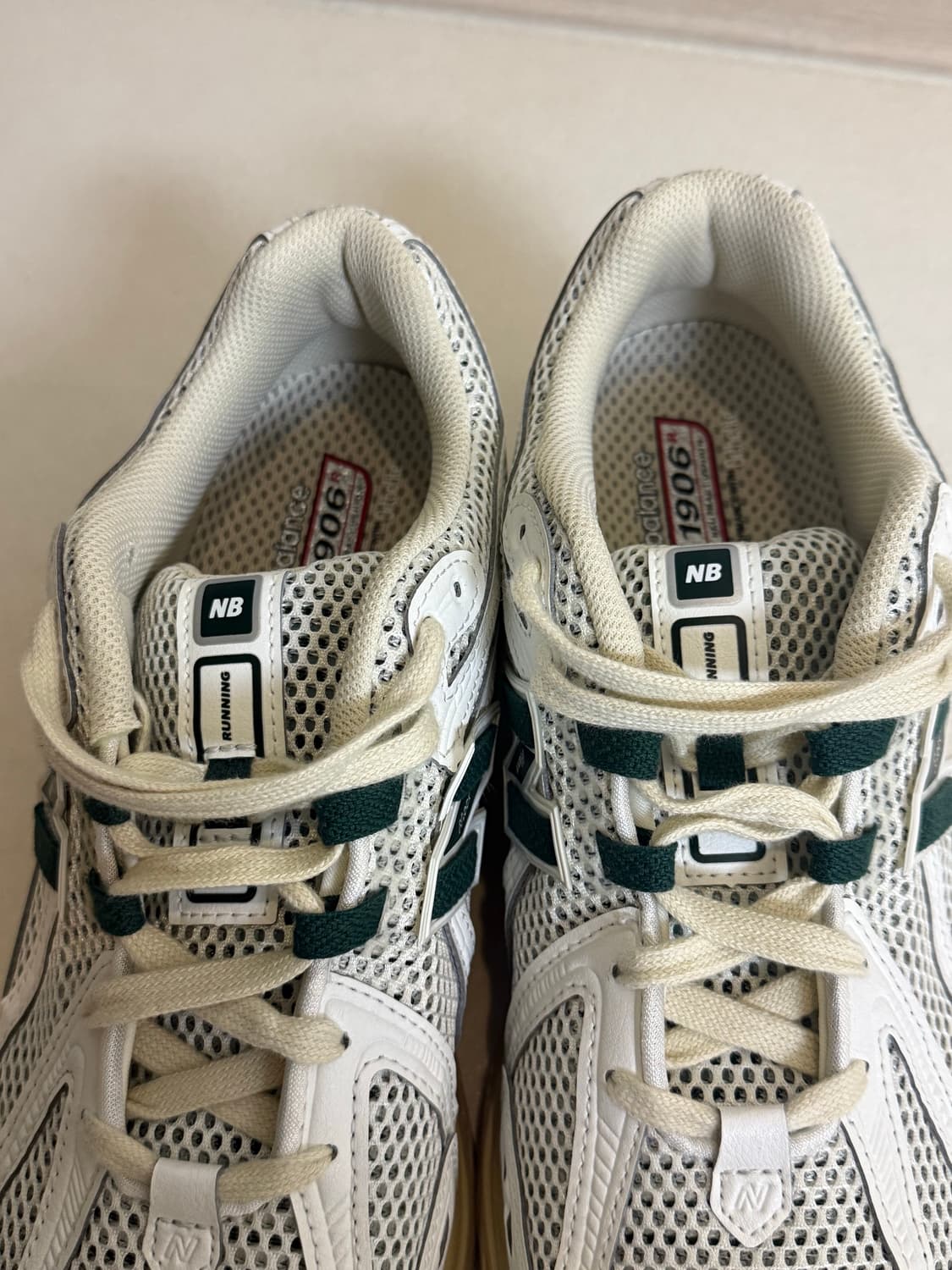 뉴발란스 1906 실버 그린 상품이미지3