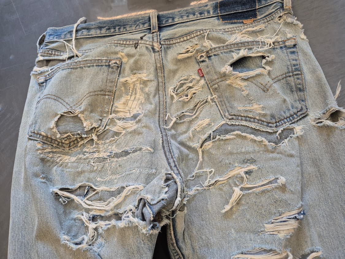 90s 리바이스501 하드 디스트레스드 데님 팬츠 상품이미지4