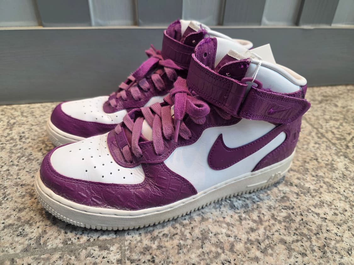 신발은 나이키 우먼스 에어 포스 1 미드 '07 도쿄 03 바이오테크 상품이미지2