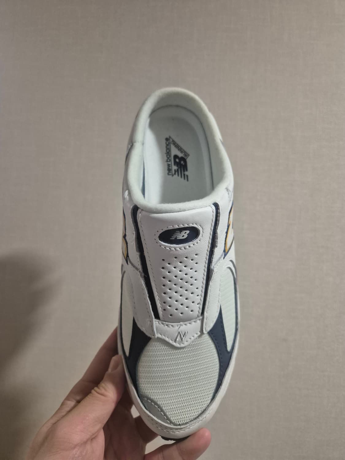 [새상품/240] 뉴발란스 2002R 뮬 상품이미지2