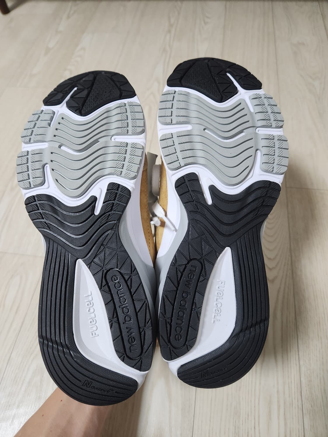 (새상품/270) 뉴발란스 990v6 워크웨어 상품이미지5