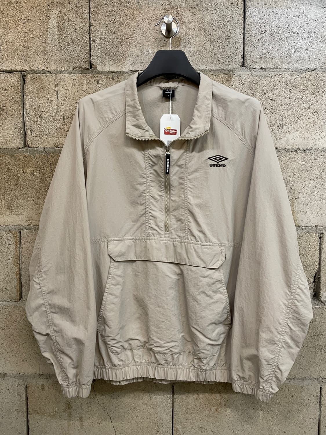 엄브로 반집업 바람막이 상품이미지1