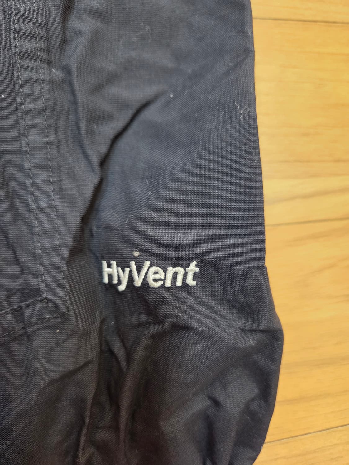 노스페이스 HyVent 블랙 자켓, 105 사이즈입니다. 생활 오염 약간 상품이미지2