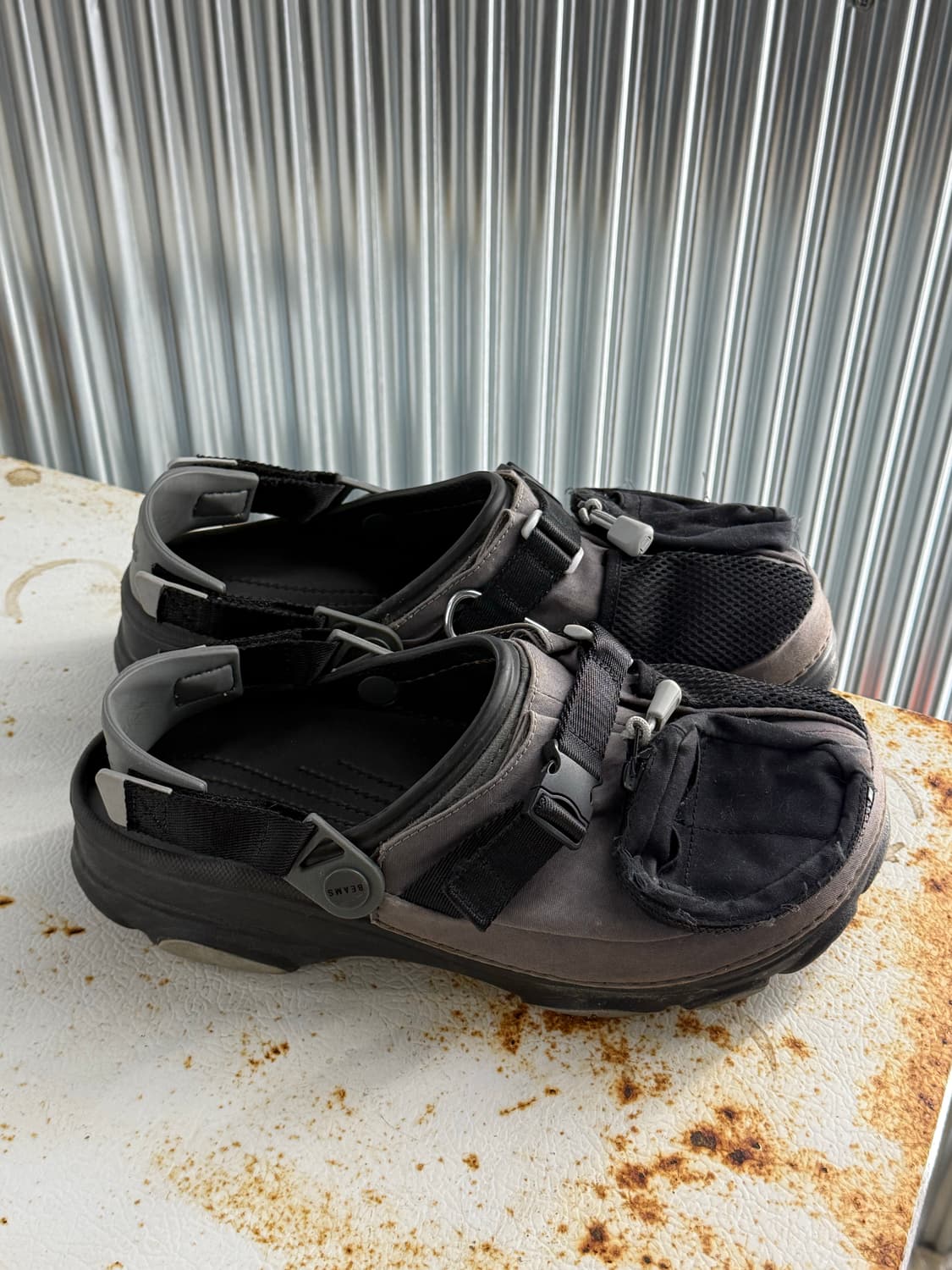 크록스 x 빔즈 클래식 올 터레인 마운틴 파카 클로그 그레이 290 상품이미지5