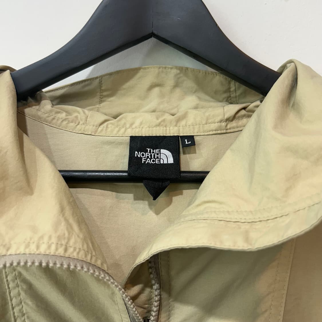 노스페이스 컴팩트 후드 바람막이 상품이미지2