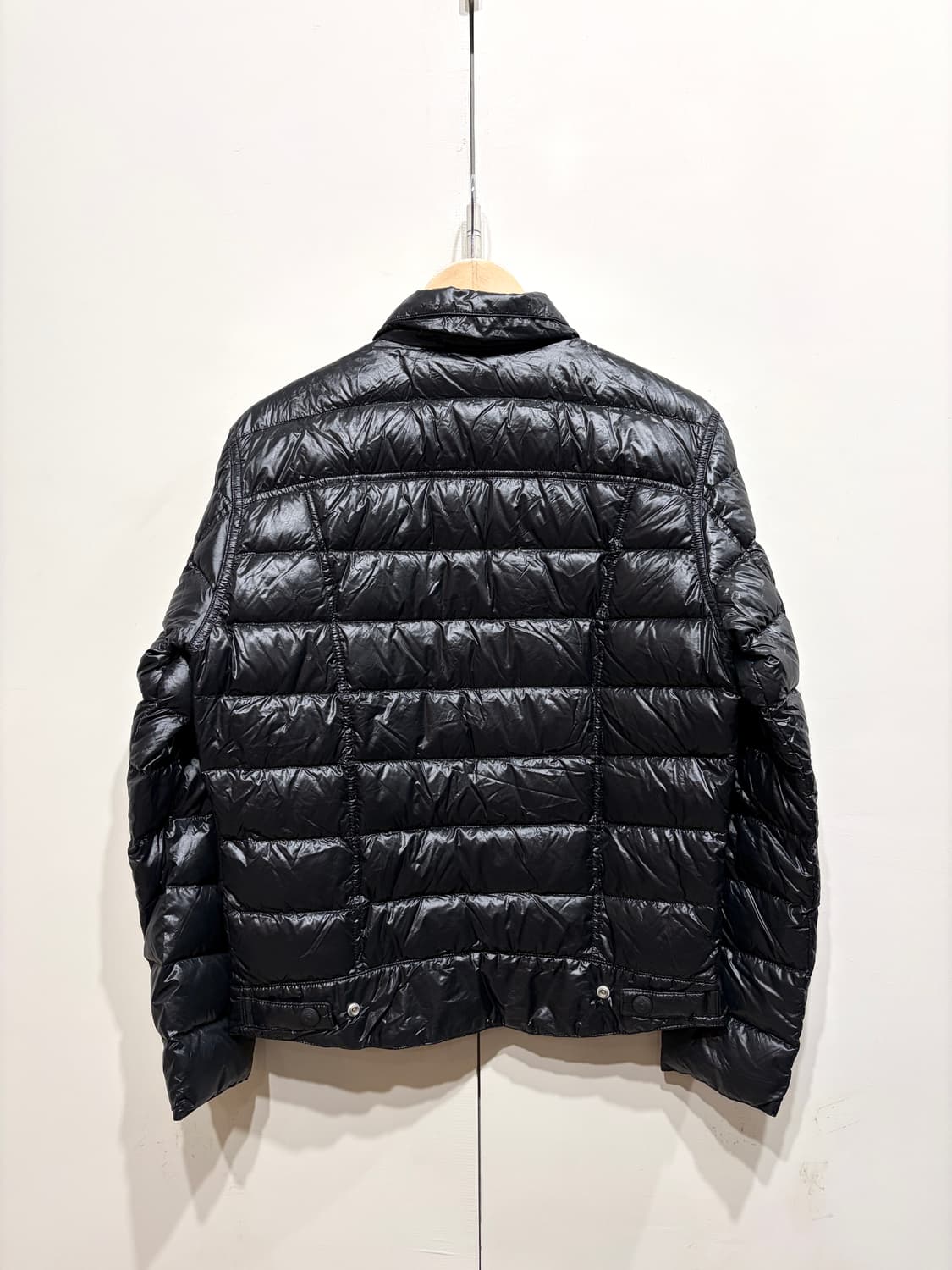 리바이스 글로시 구스 경량 패딩 상품이미지5