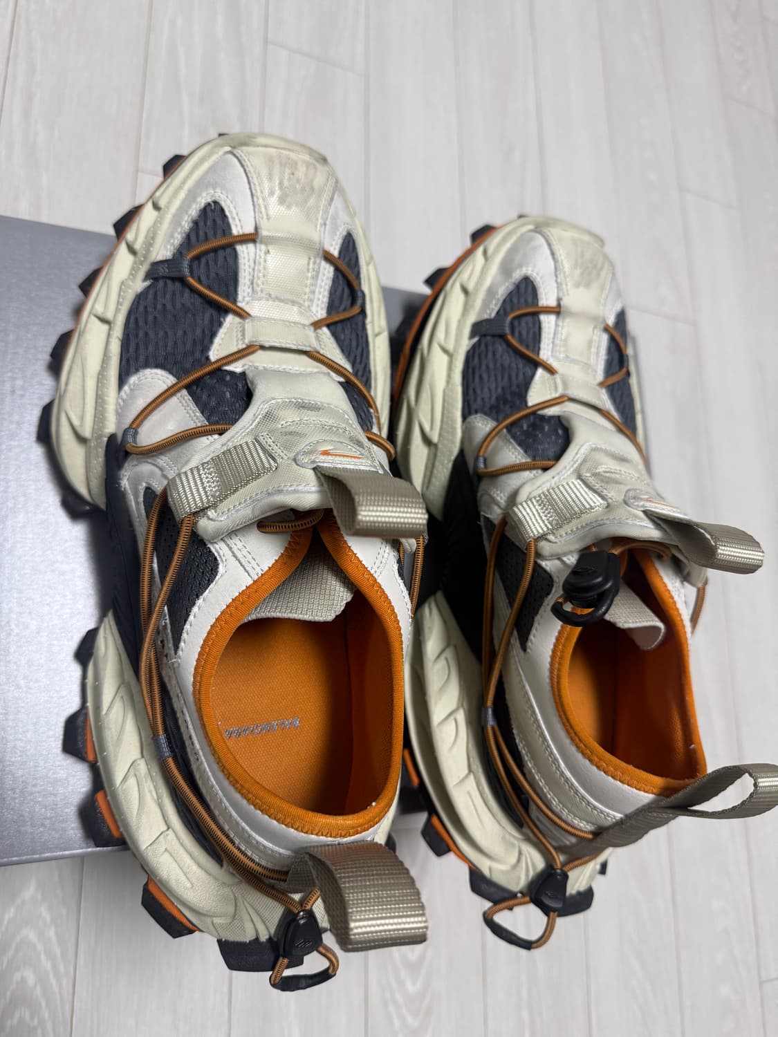 발렌시아가 하이크 hike 43사이즈 상품이미지1
