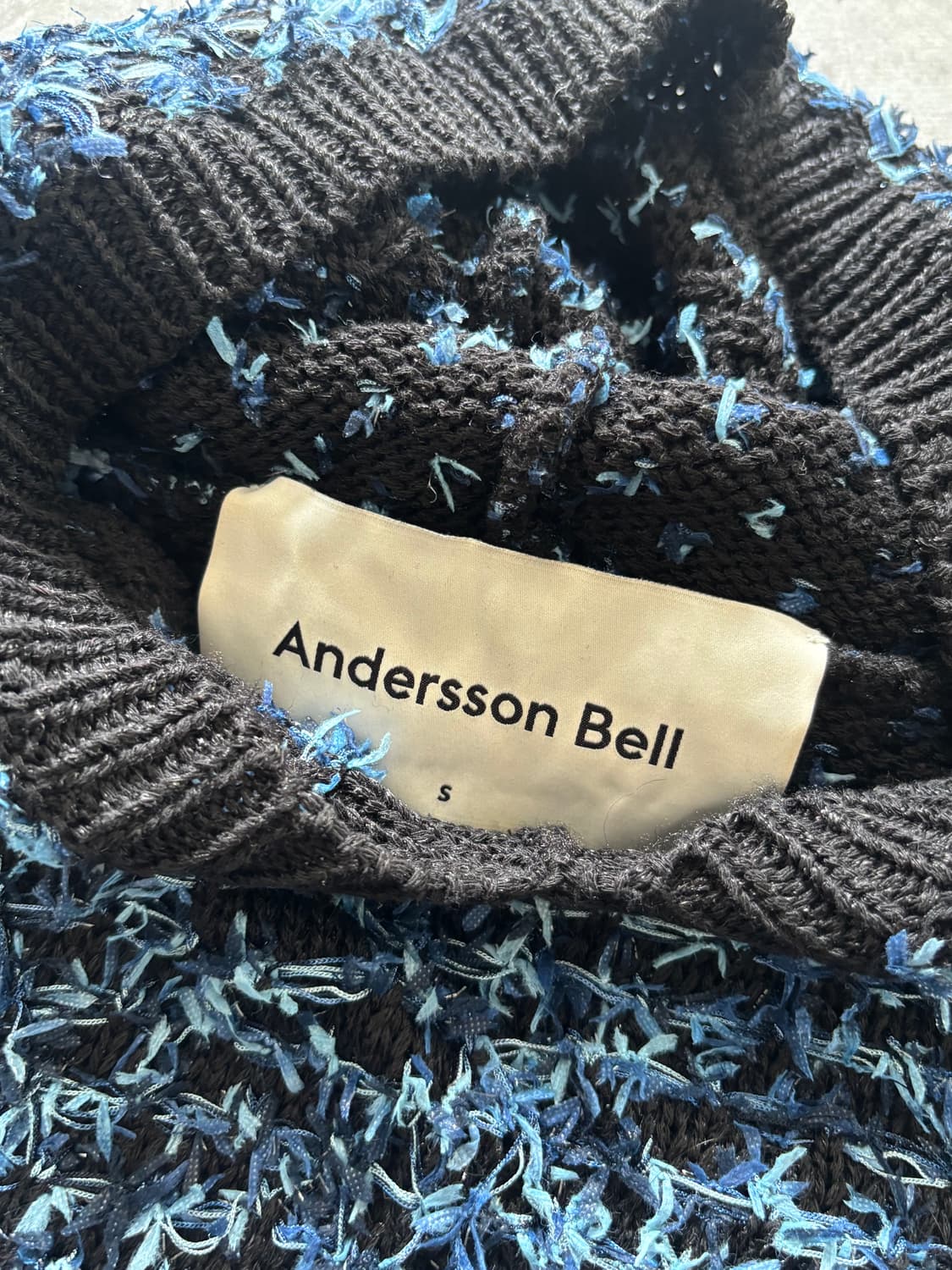 Andersson Bell 앤더슨벨 블루 프린지 후드 니트  상품이미지6