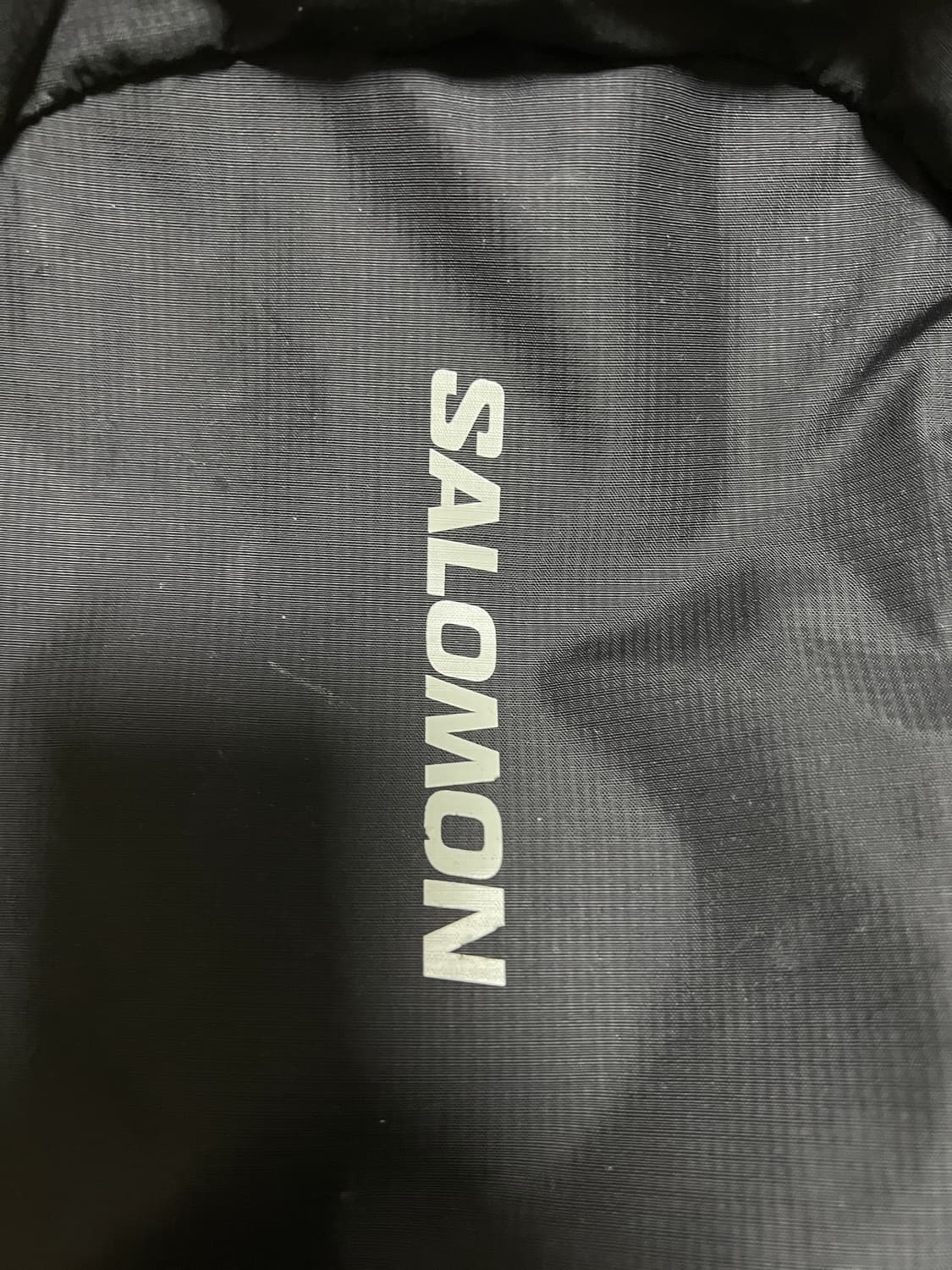 살로몬 백팩 20L 상품이미지3