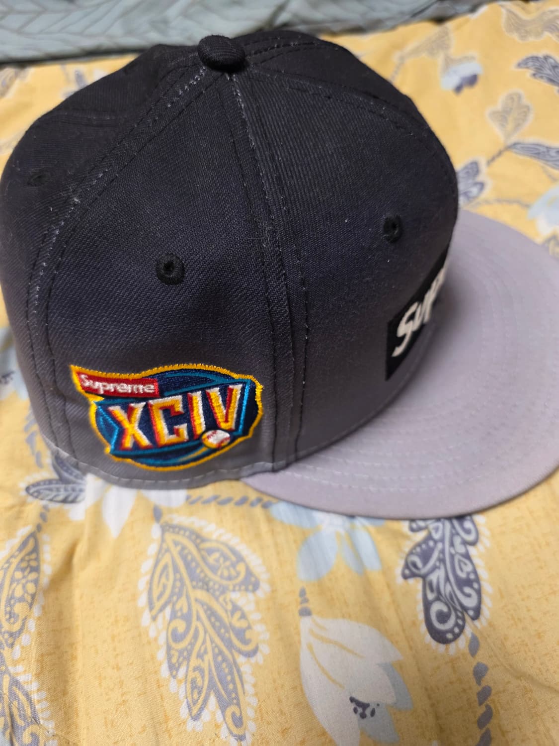 정품 슈프림 그라디언트 뉴에라 캡 모자 상품이미지2