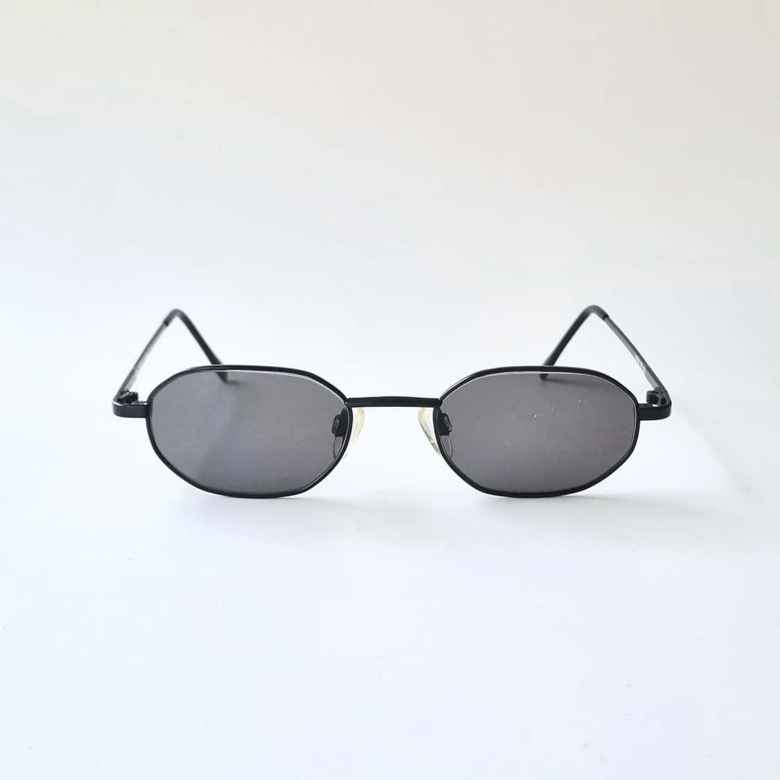 데드스탁 매트 블랙 헥사곤 슬림 선글라스 1782 상품이미지1