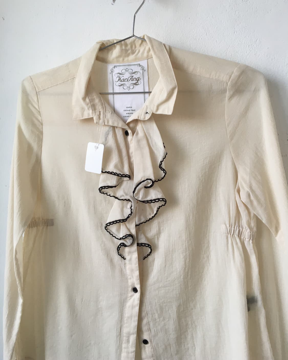 Ruffle point blouse 상품이미지4