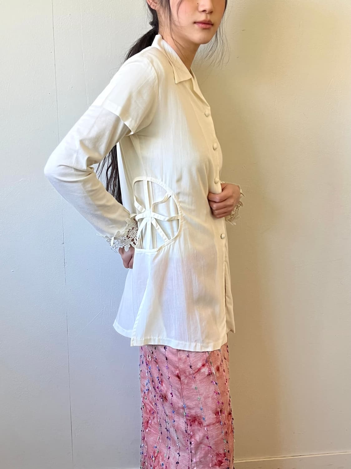 Clutch 사이드 시스루 블라우스 상품이미지4