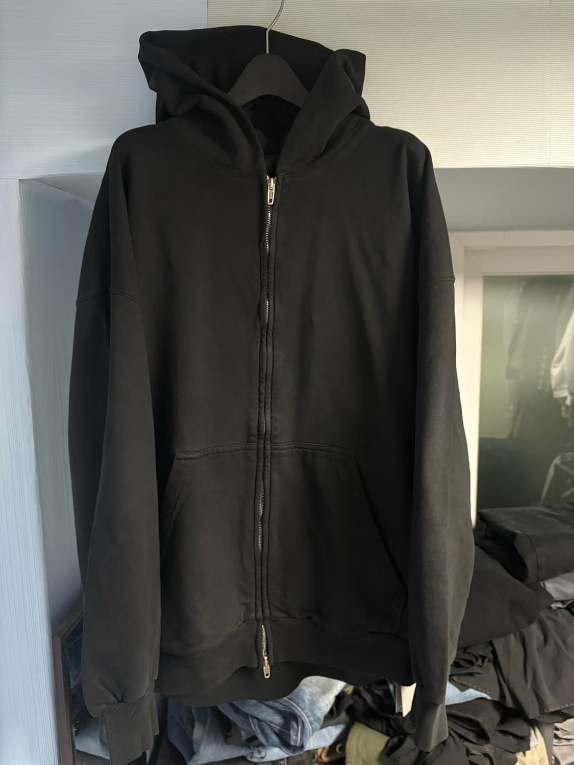 발렌시아가 파리스 후드 집업 블랙 스몰핏 L 상품이미지1