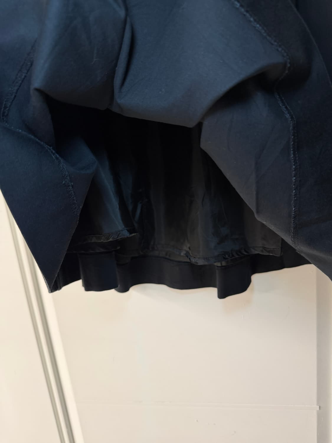 일본빈티지 블랙 핀턱 미디스커트 상품이미지7