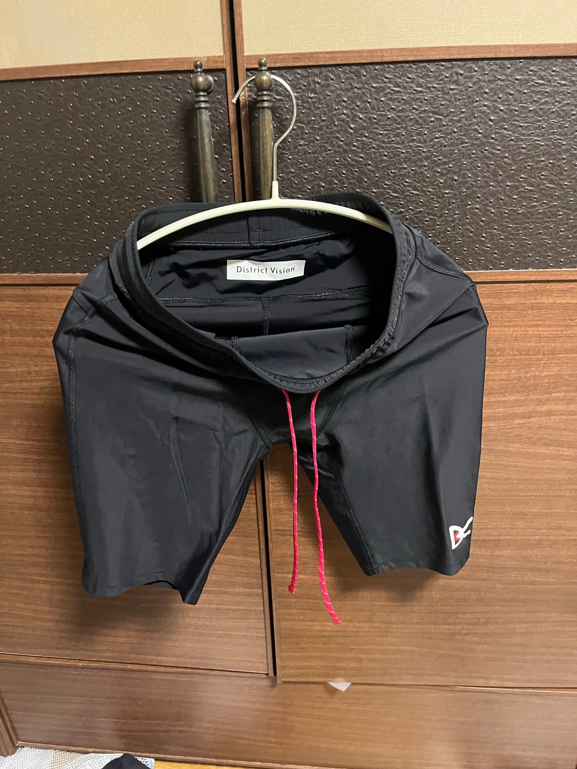 디스트릭트비전 하프타이즈 블랙 S 상품이미지1