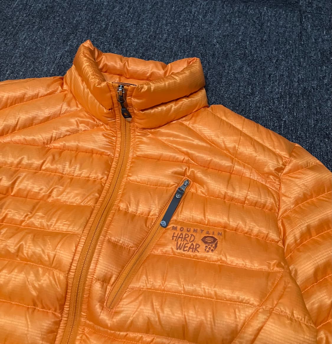 마운틴하드웨어 경량패딩 오렌지 상품이미지4