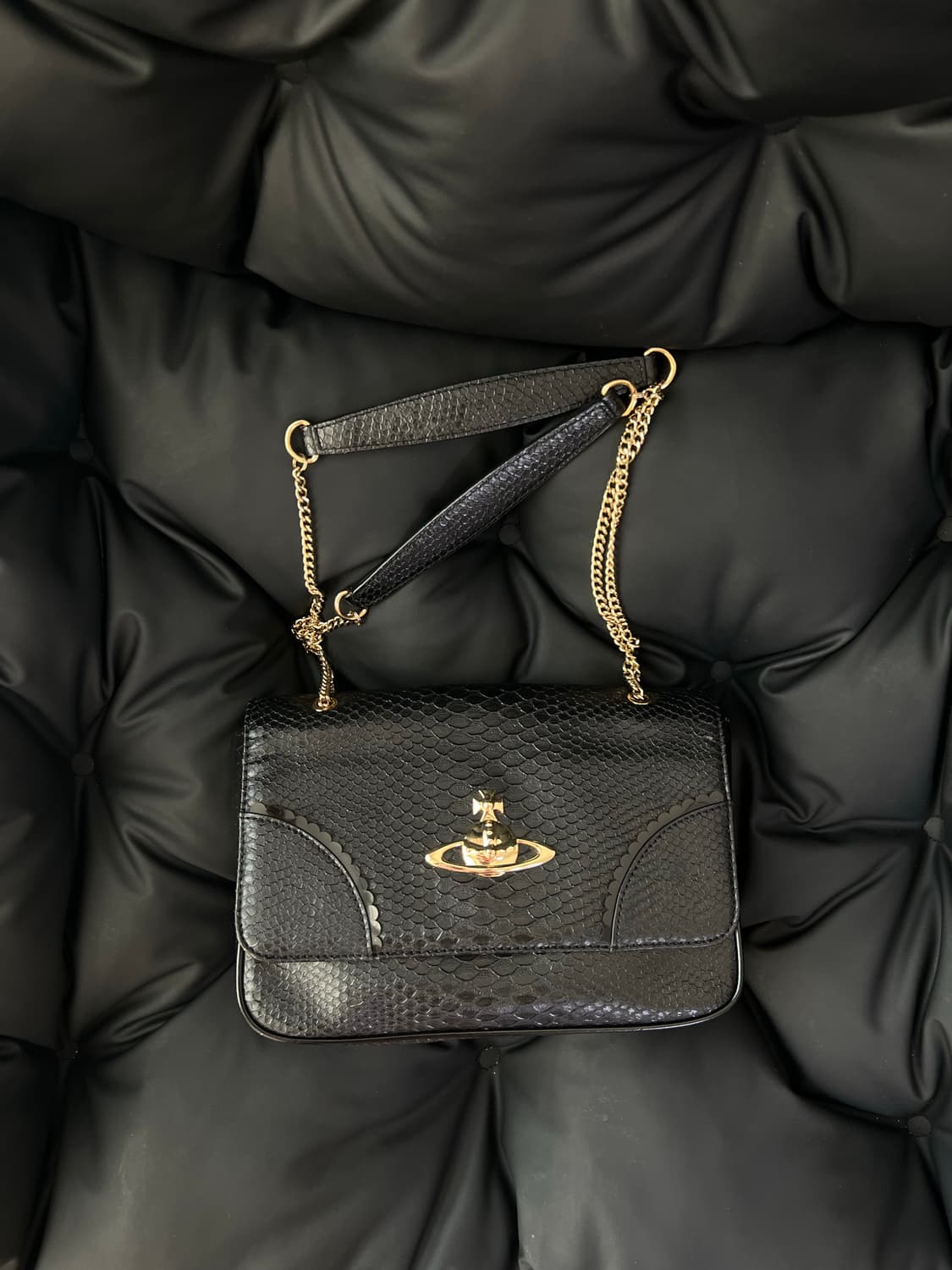 비비안웨스트우드 파이톤 숄더백 상품이미지1