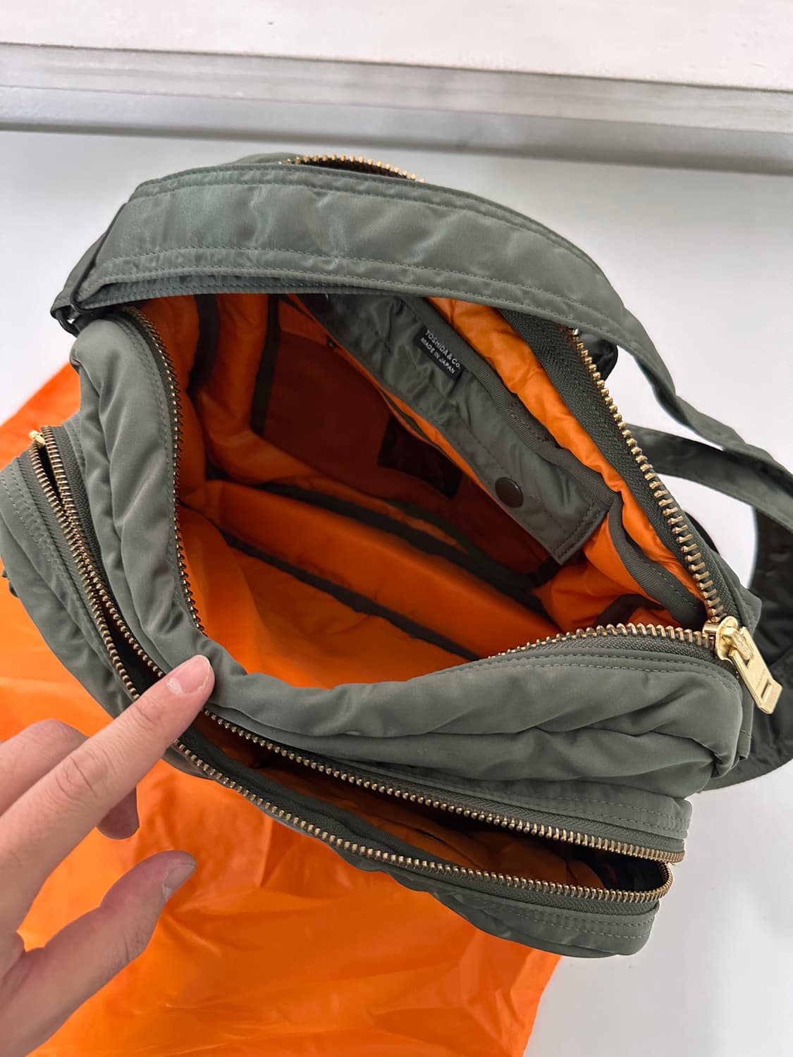 포터 올 뉴 탱커 슬링백 집 엑스라지 세이지 그린 상품이미지4