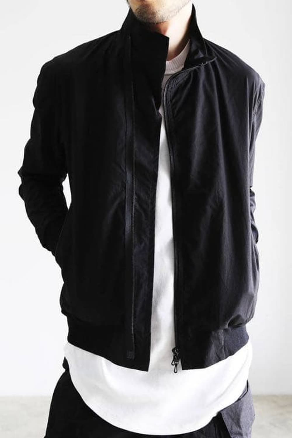 율리어스 비대칭 하이넥 자켓 상품이미지5