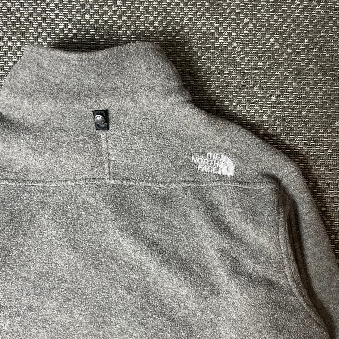 노스페이스 화이트 미니로고 챠콜 후리스 100 상품이미지4