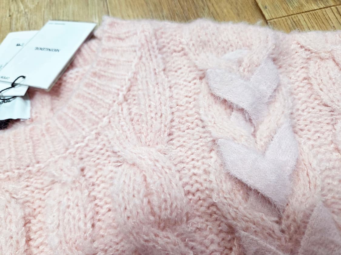 몽돌(MONGDOL) 리본 레이스업 케이블 니트 프리사이즈 새상품 상품이미지6