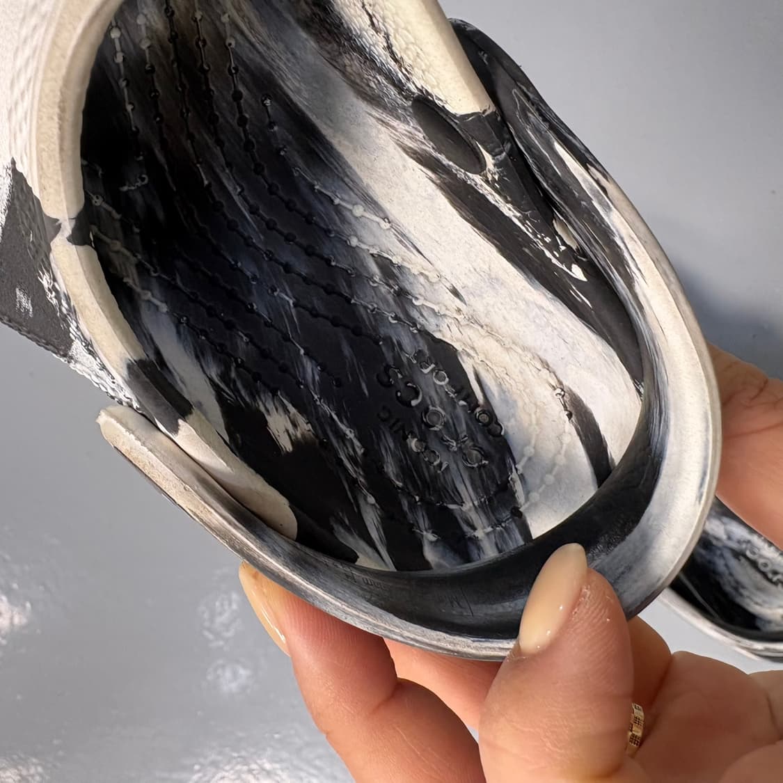 9 크록스 키즈 클래식 마블 슬리퍼 0406J 상품이미지9