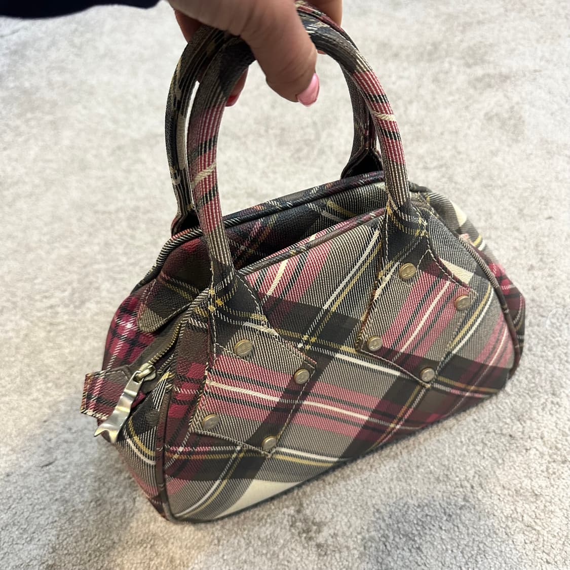 비비안웨스트우드 더비 타탄 야스민 토트백S 상품이미지8