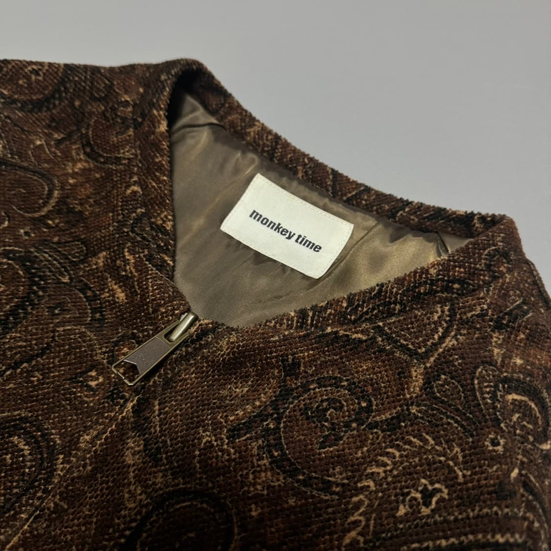 몽키타임 20AW 브라운컬러 페이즐리 코디 프린트 집업 블루종 자켓 상품이미지3