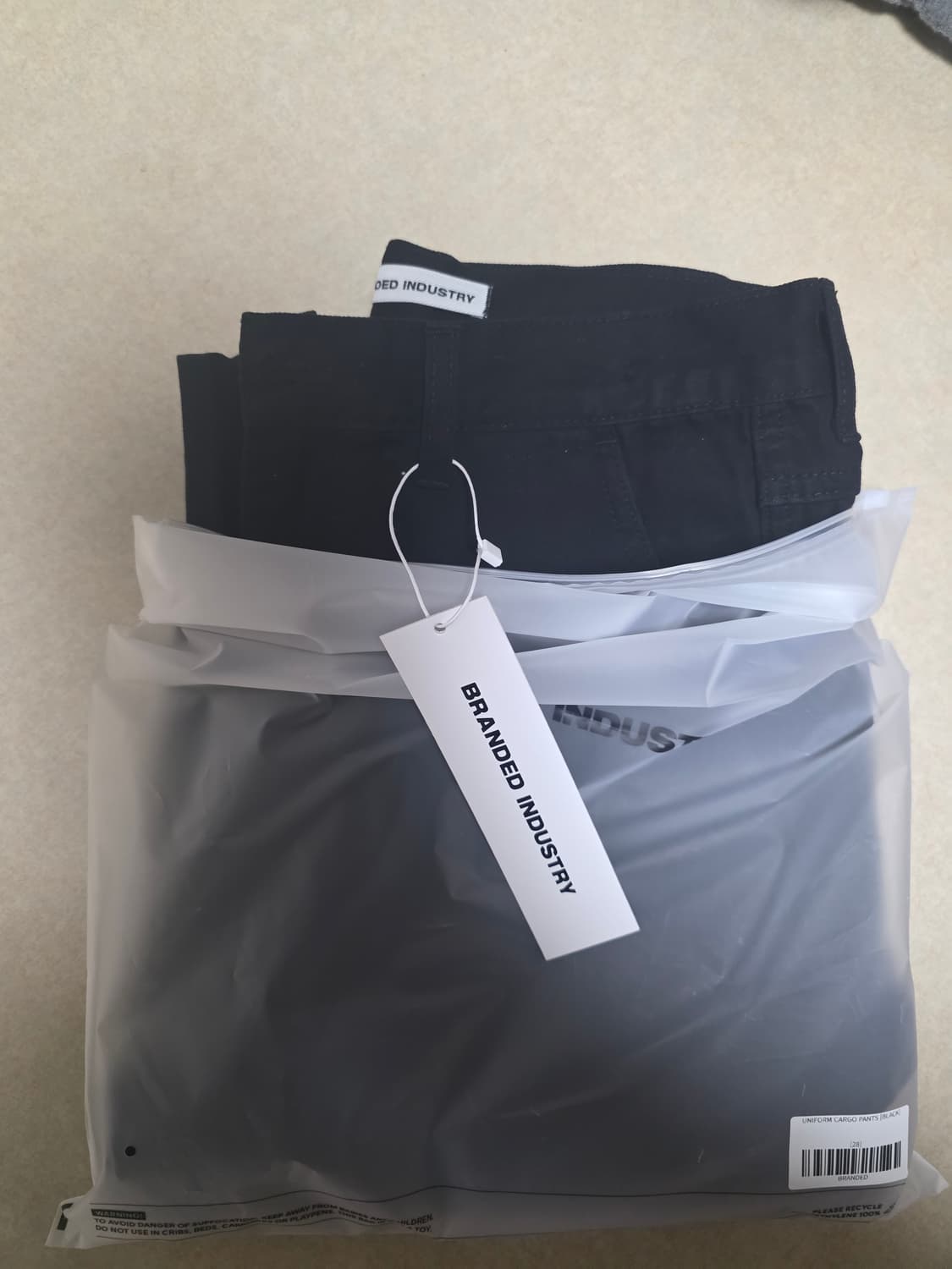 브랜디드 유니폼카고팬츠 블랙 28사이즈 새상품 상품이미지3