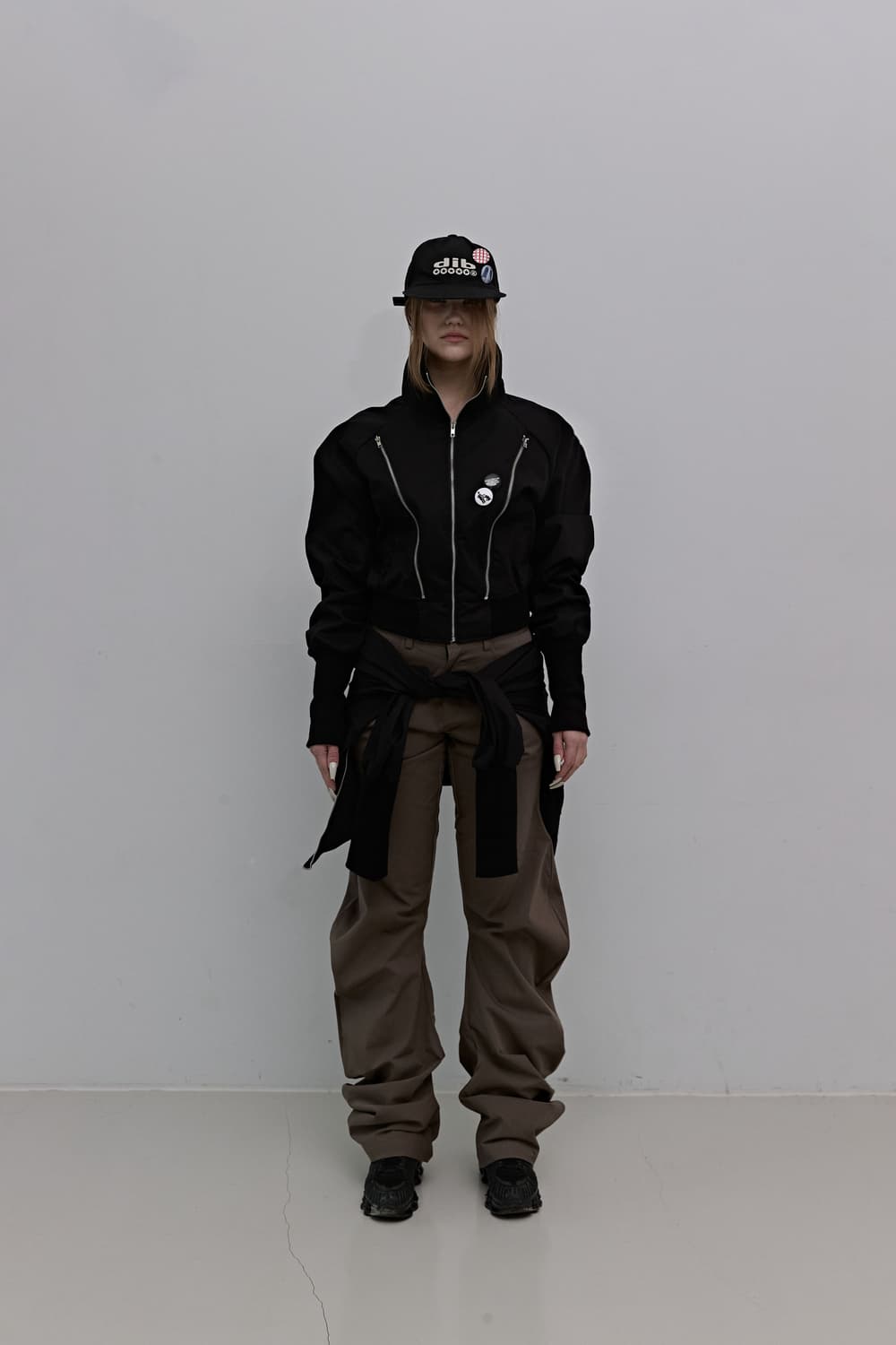 딥인블루 ZIPPER BLACK 상품이미지1