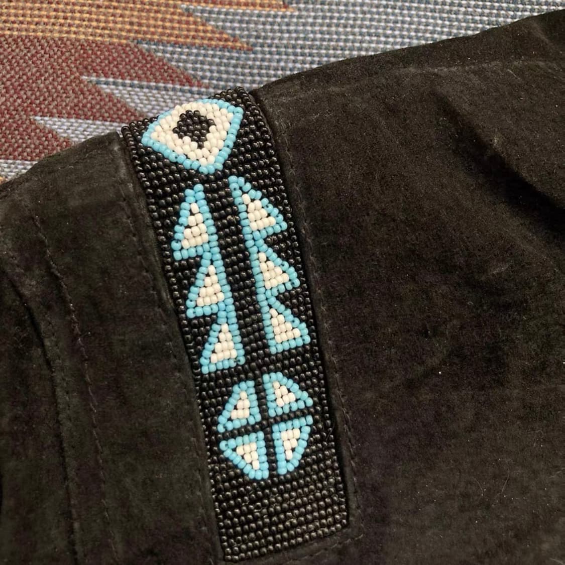 빈티지 인디언 태슬 & 자수 블랙 스웨이드 자켓 상품이미지5