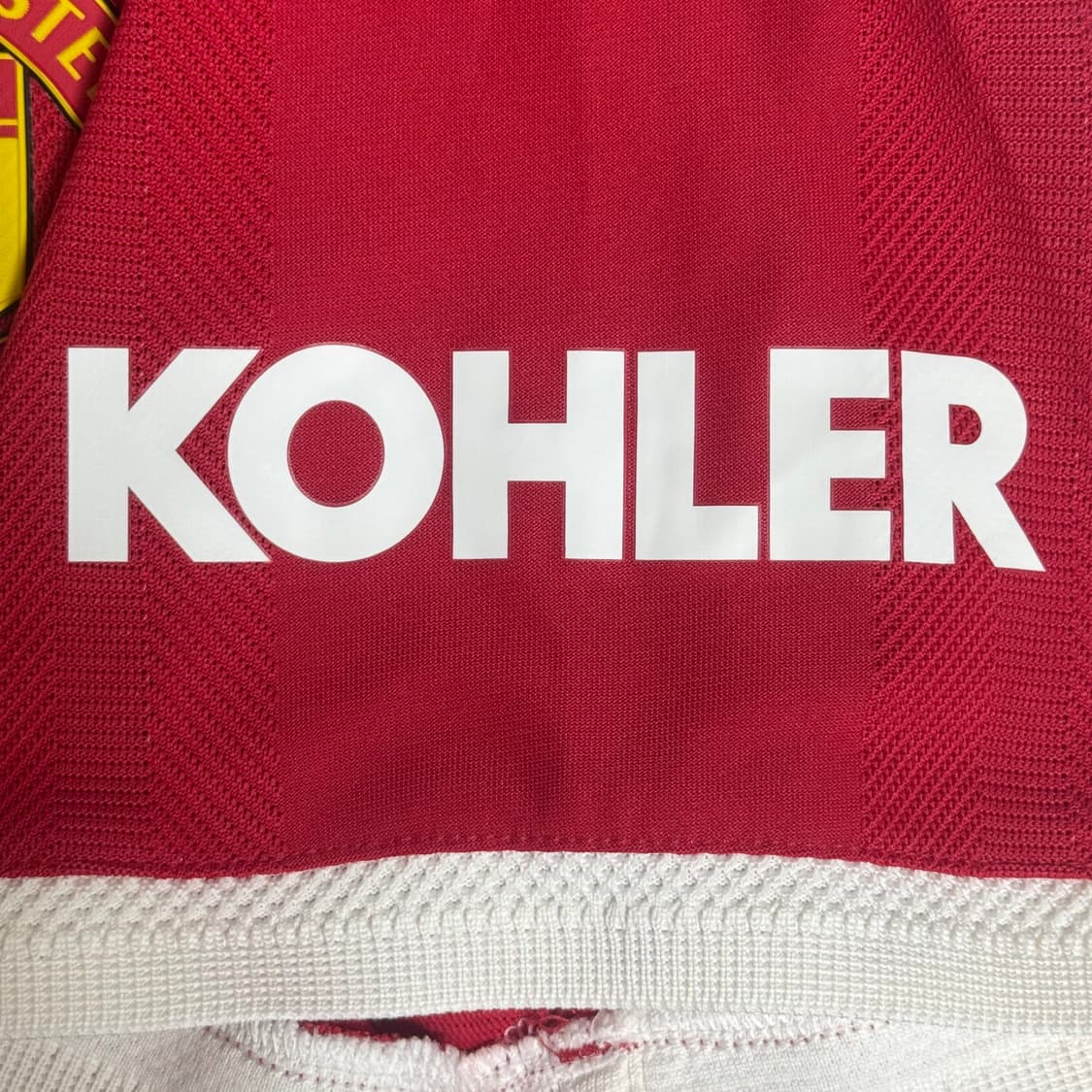 21-22 맨체스터 유나이티드 홈 어센틱 유니폼 브루노 페르난데스 상품이미지7