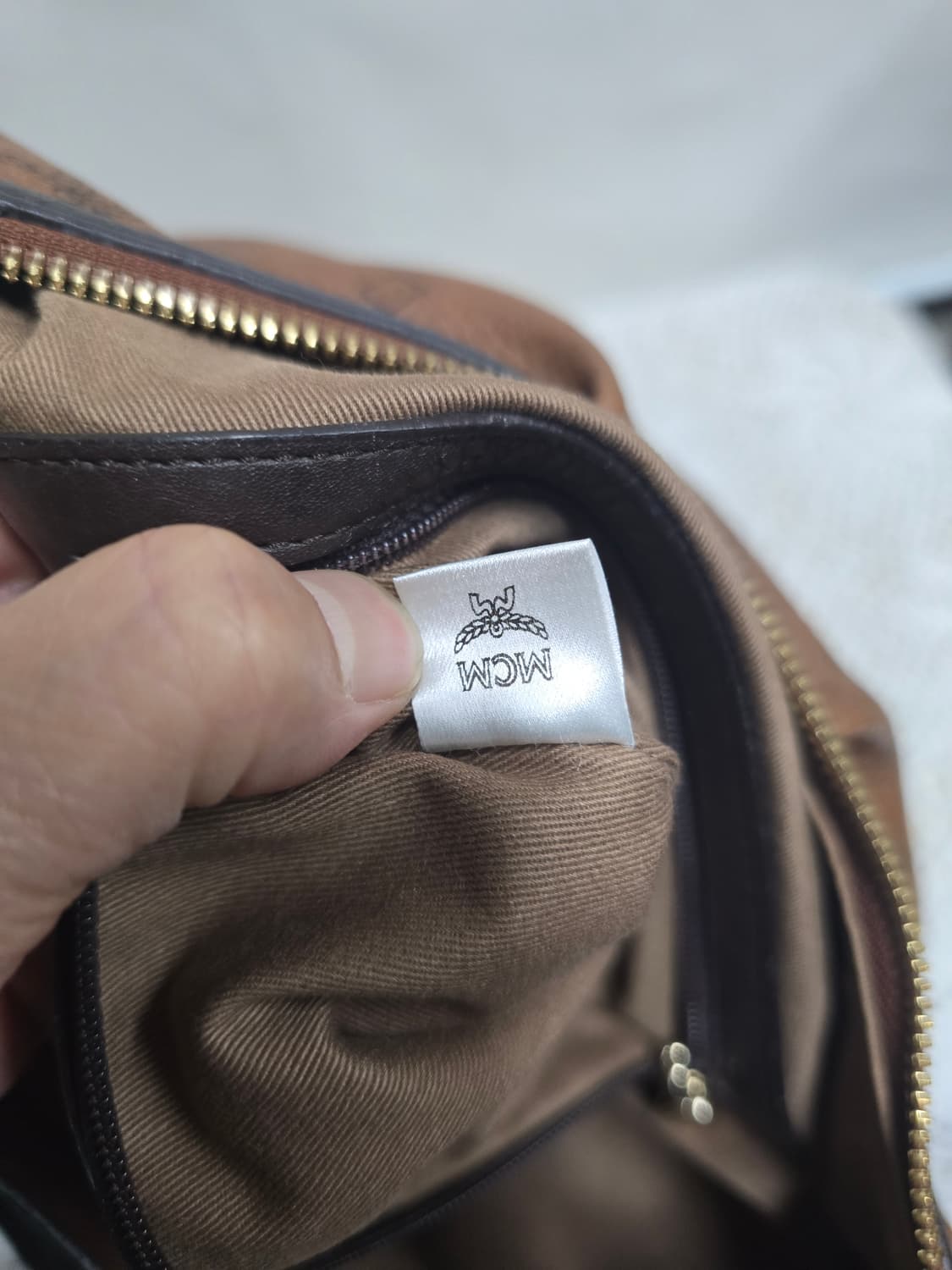 엠씨엠비세토스 호보백 상품이미지8