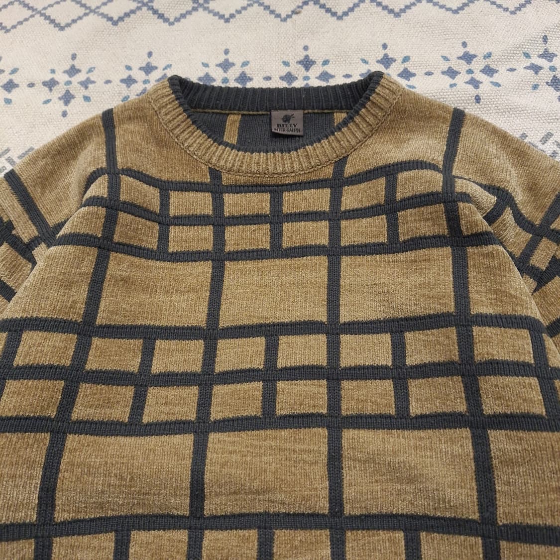 BILLY 베이지 그레이 스퀘어 패턴 아메카지 라운드넥 니트 L 상품이미지4