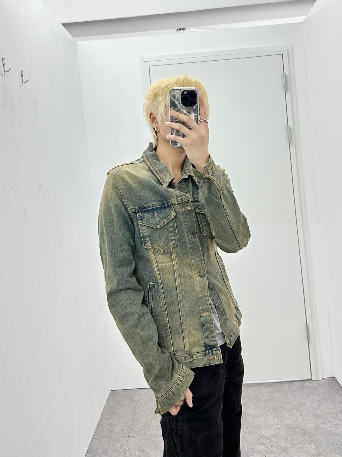 00s washing denim distressed jacket 상품이미지3