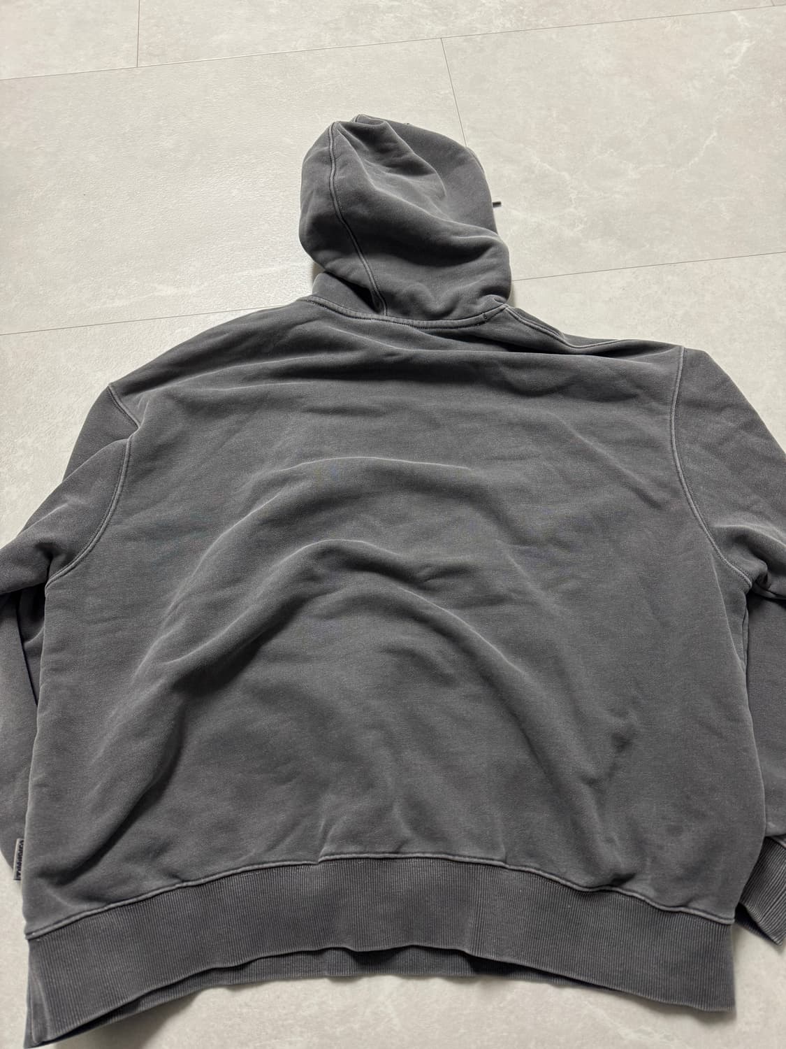 트레셔 후드티 차콜 상품이미지2