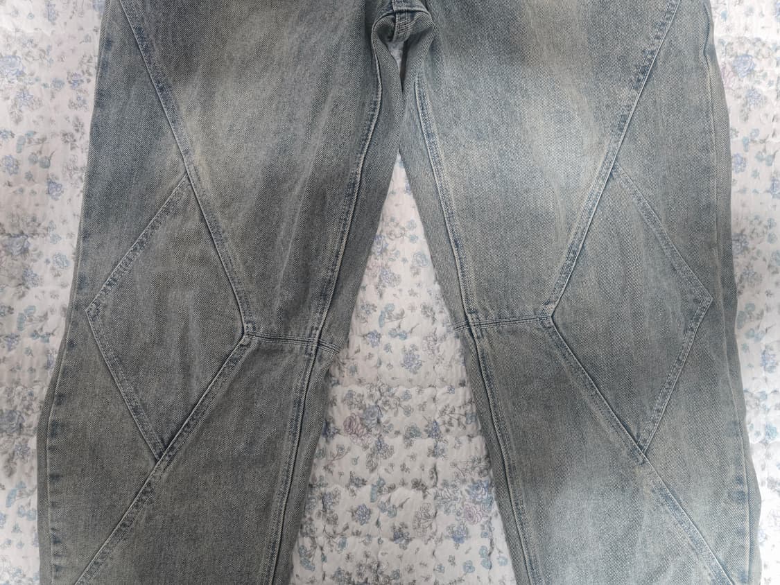 엑스톤즈 백 밴딩  다이아 절개 데님팬츠
 L 상품이미지8