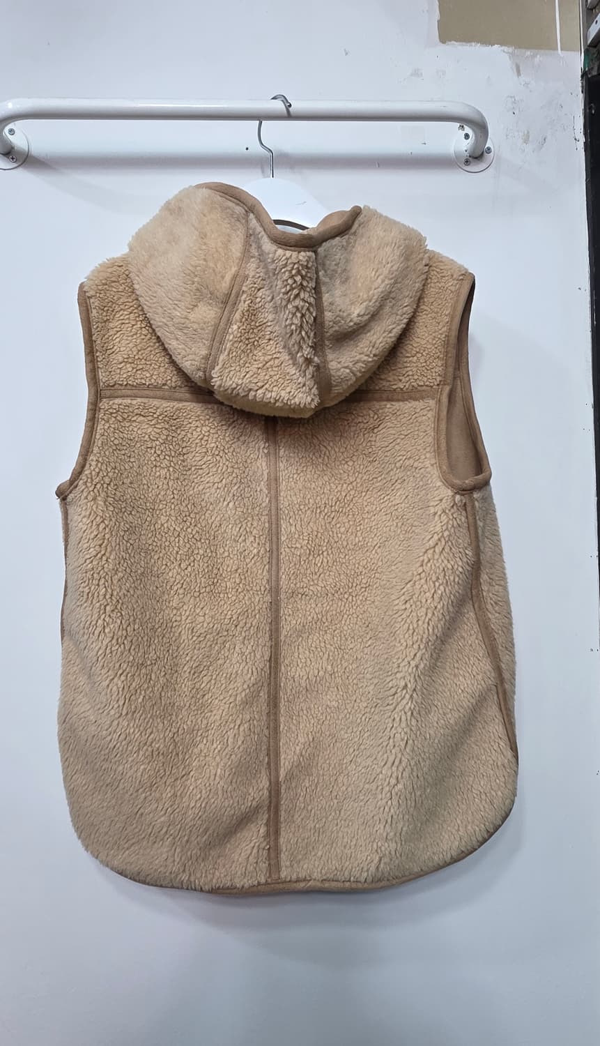 써스데이 아일랜드 후드 후리스 조끼 상품이미지2