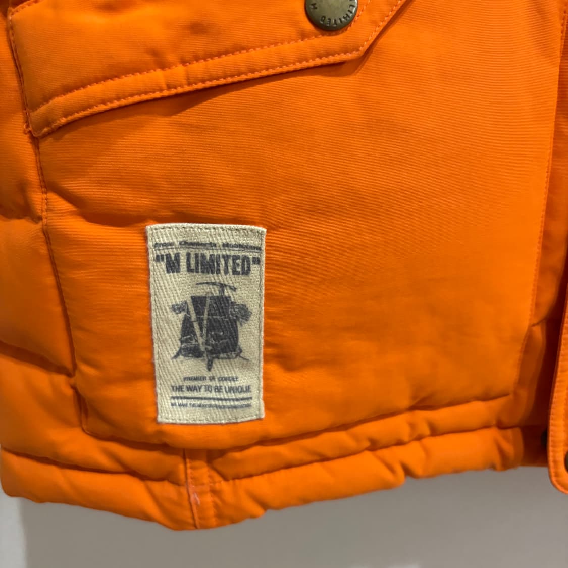 밀레 M-LIMITED 오렌지 패딩 조끼 95 상품이미지4