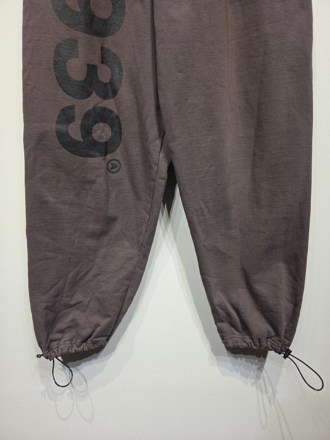 아카이브 볼드 939 로고 스웻 팬츠 상품이미지4