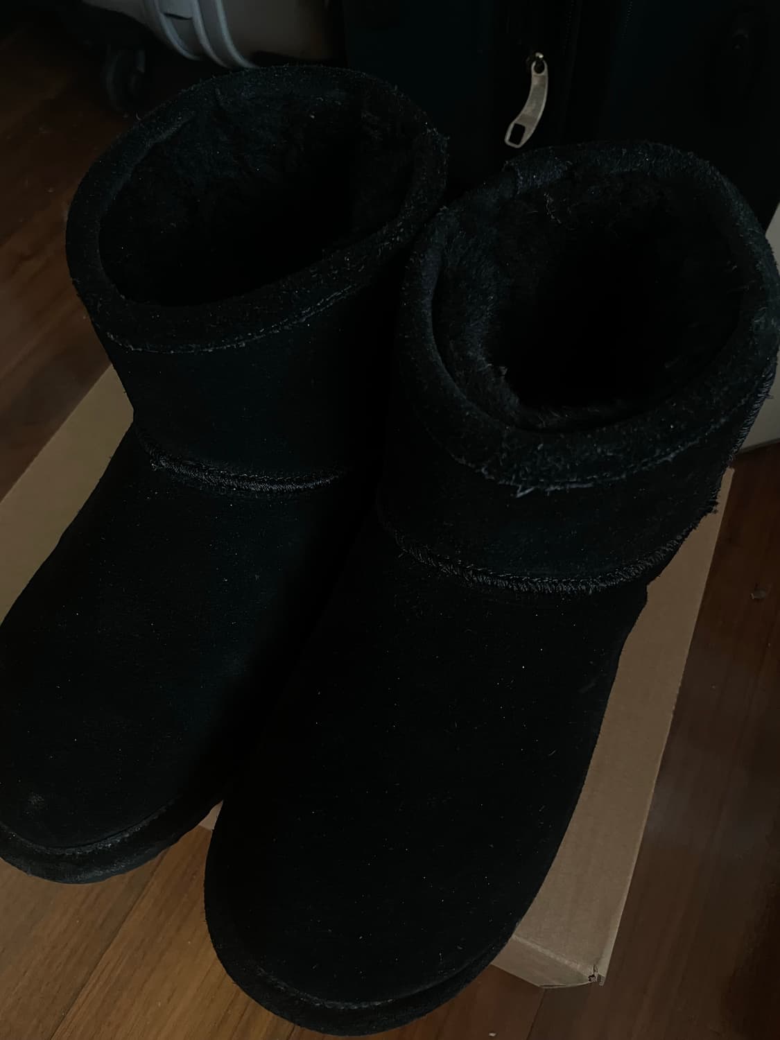 ugg 어그 베어파우 부츠 블랙 상품이미지1