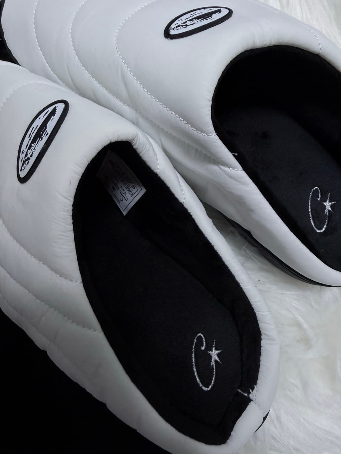 [새상품] 코르테이즈 패딩 클로그 상품이미지3