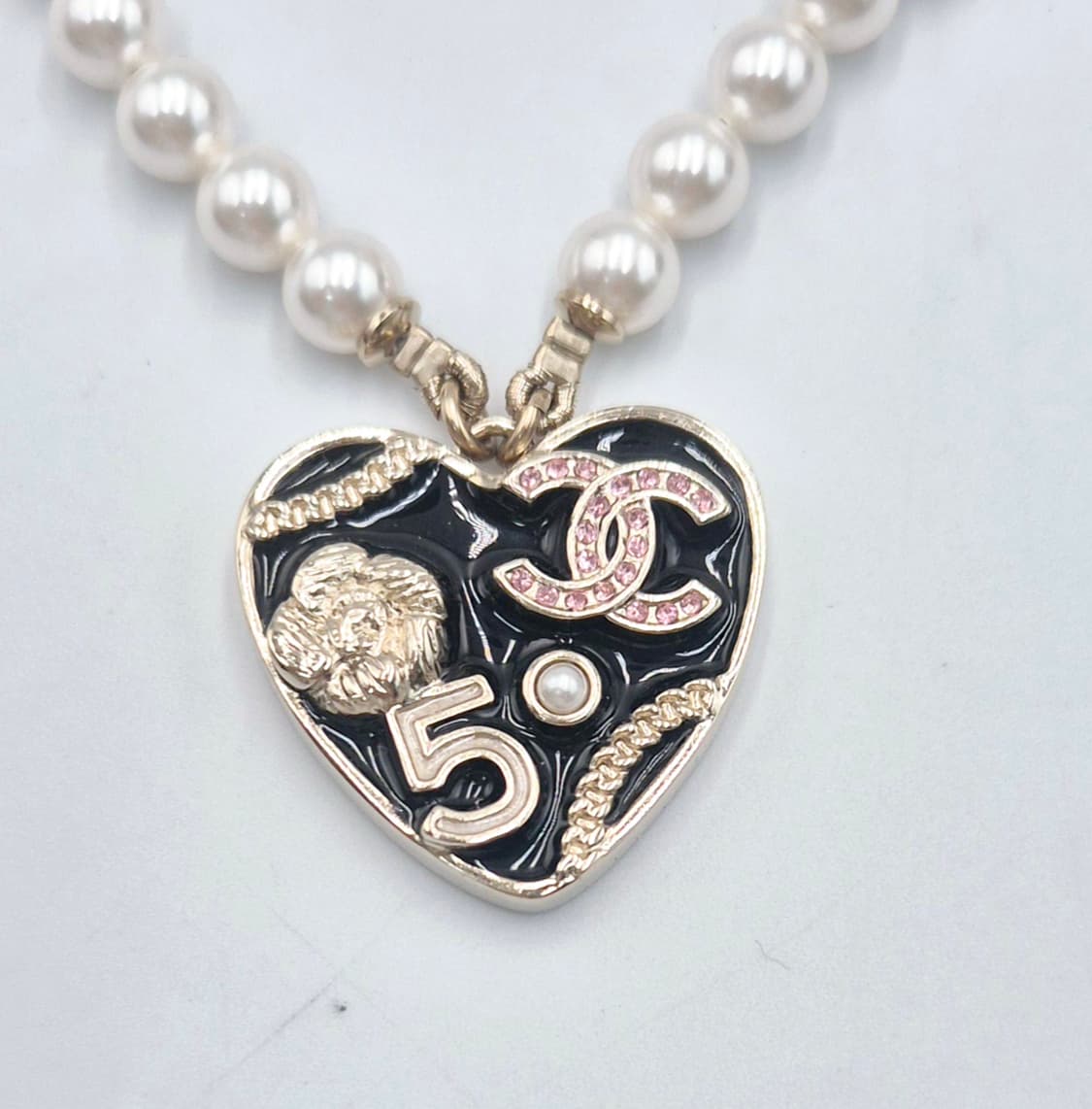 샤넬 하트 진주 목걸이 상품이미지3