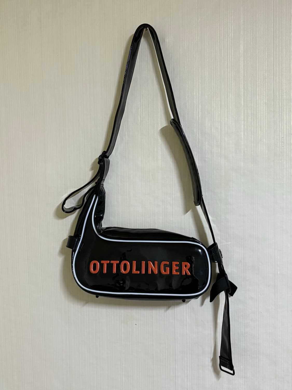 오토링거 X 푸마 레더 백 상품이미지2