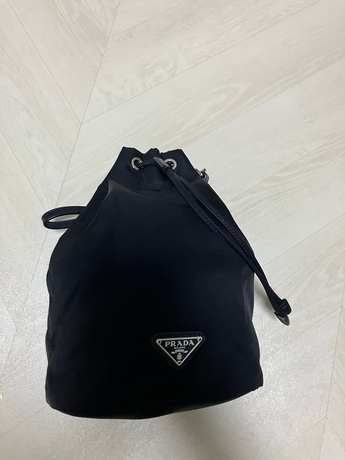 프라다 복조리파우치 상품이미지1